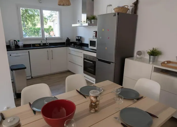 Maison Bassin D'arcachon - - Proche Et Commerces, 3 Chambres, 8 Personnes, Climatisation Prázdninový dům