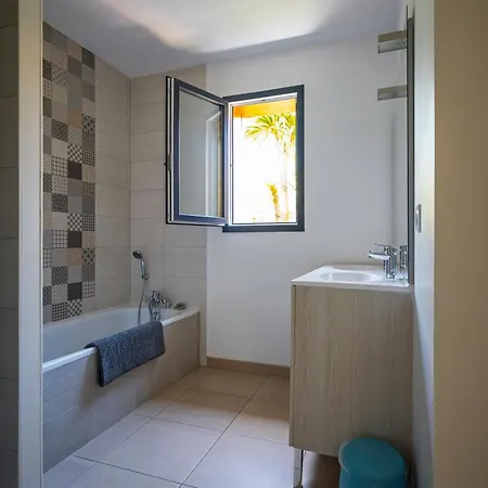 Feriehus Maison Bassin D'arcachon - - Proche Et Commerces, 3 Chambres, 8 Personnes, Climatisation *