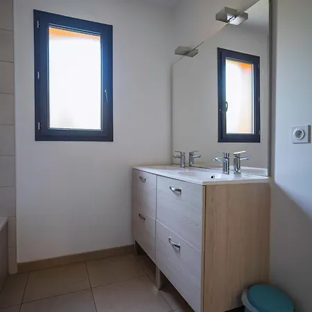 Maison Bassin D'arcachon - - Proche Et Commerces, 3 Chambres, 8 Personnes, Climatisation Feriehus *
