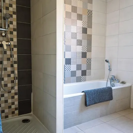 Дом отдыха Maison Bassin D'arcachon - - Proche Et Commerces, 3 Chambres, 8 Personnes, Climatisation *