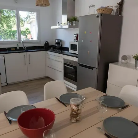 Maison Bassin D'arcachon - - Proche Et Commerces, 3 Chambres, 8 Personnes, Climatisation Дом отдыха